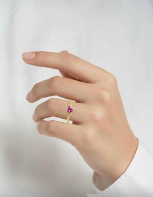 Jenny Kırmızı TaşlıYüzük - Nihan Dulon