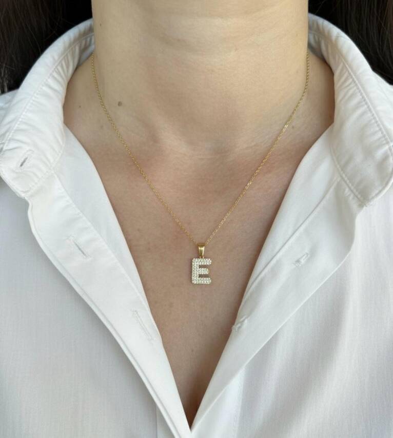 Lori ( E ) Taşlı Harf Kolye - 1