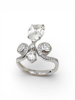 Meghan Lia Yüzük - 