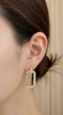 Quinn Taşlı Küpe 1 - 